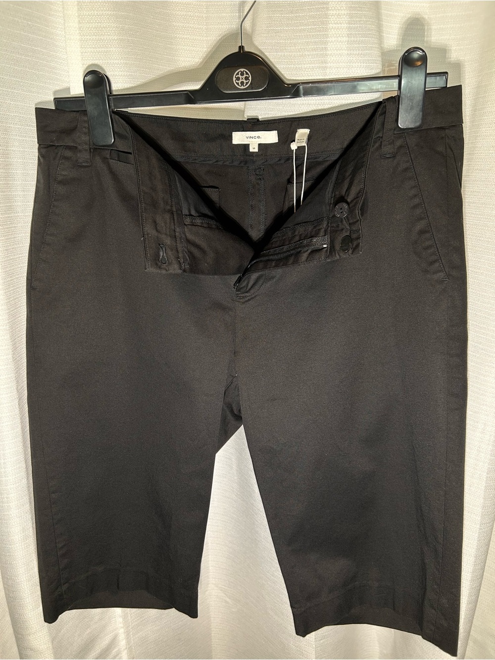 Vince - Men's Black Tailored Chino Golf Shorts - Picture 7 of 12